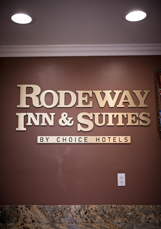 Rodeway Inn & Suites Bellflower Exterior foto