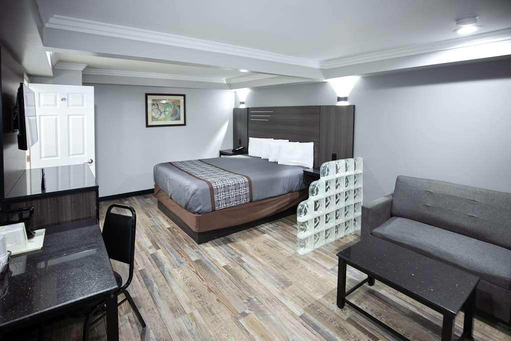 Rodeway Inn & Suites Bellflower Quarto foto